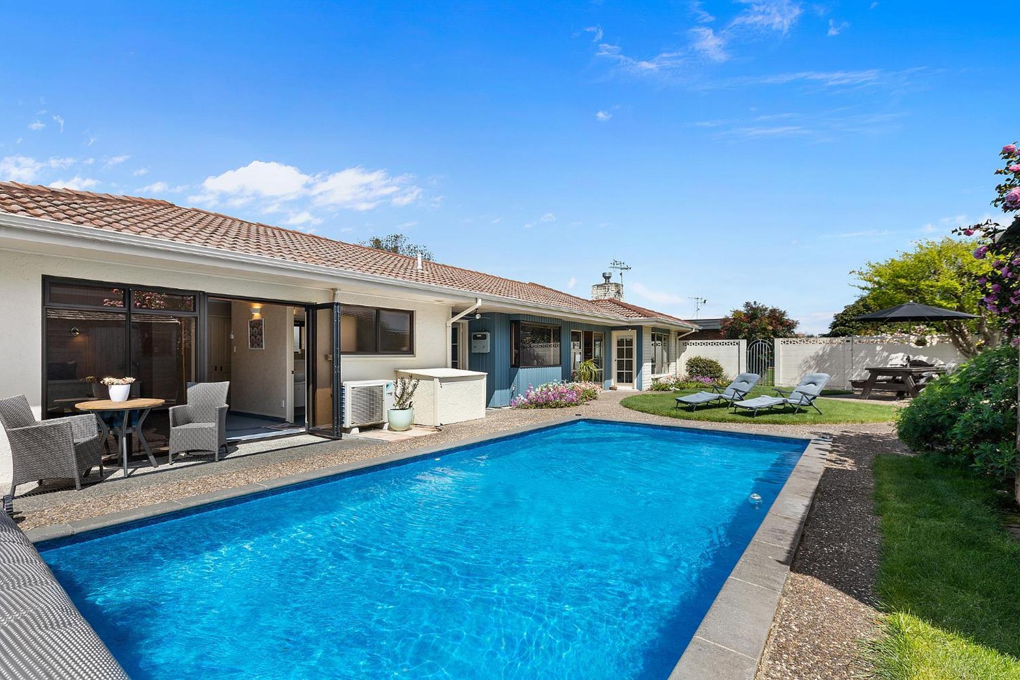 Hamilton Summer Treat- 4 Bedroom With Pool Bagian luar foto